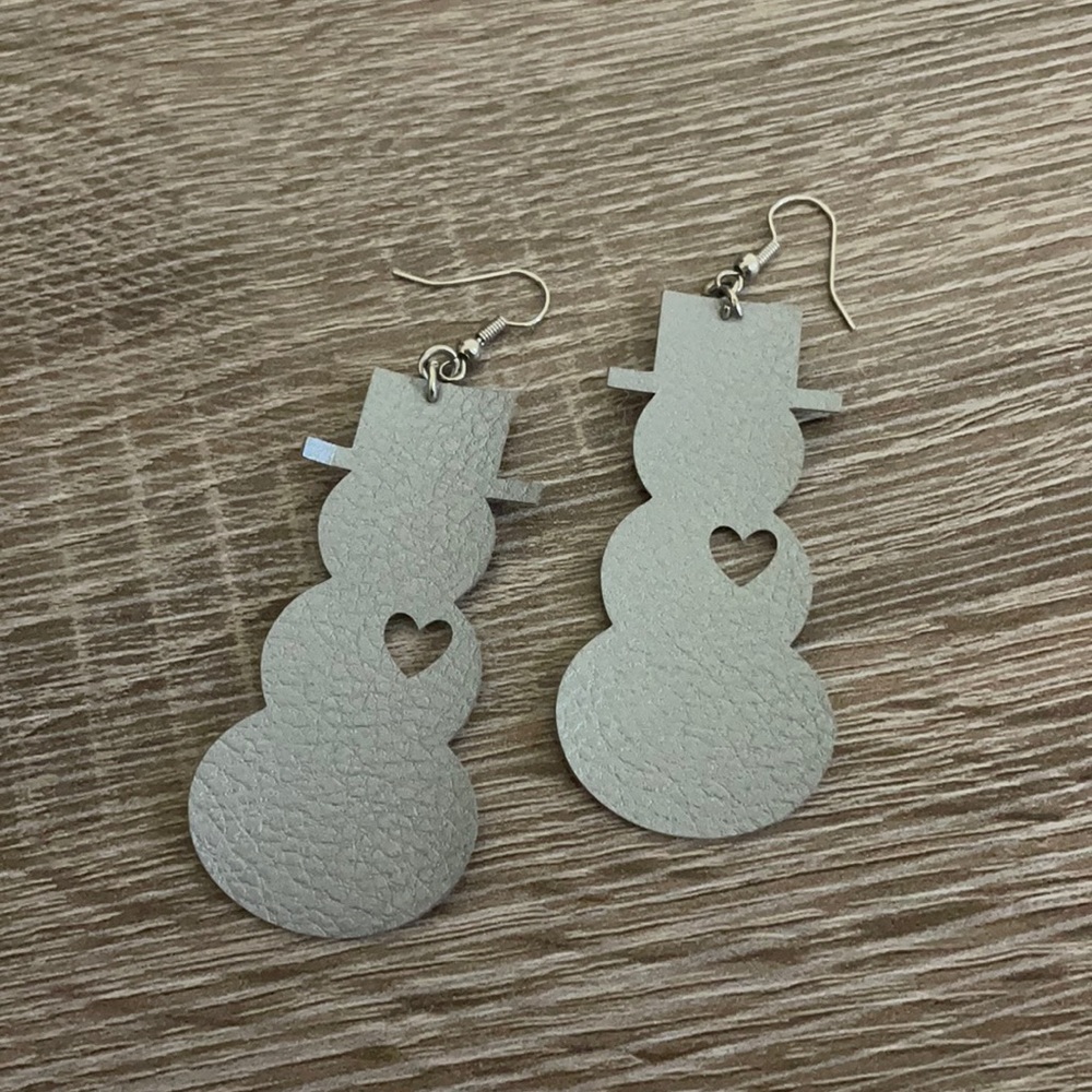 Snowman earrings